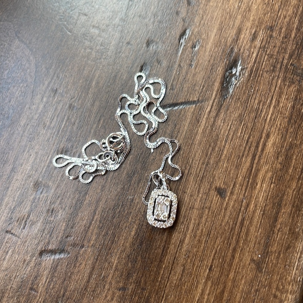 Gorgeous jewelry pendant head 0.25ct diamond white gold with 16 in 14k chain - Picture 6 of 6